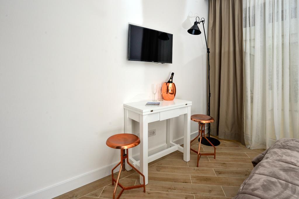 Click&Sleep Fuorigrotta Apartment Naples Exterior photo