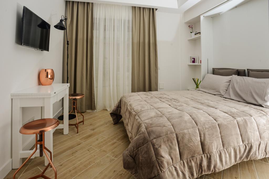 Click&Sleep Fuorigrotta Apartment Naples Exterior photo